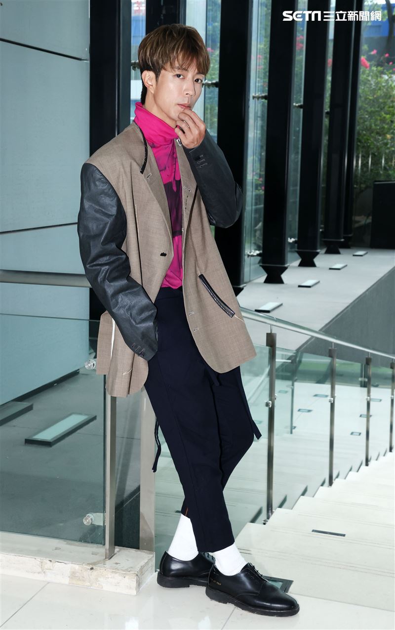 「全明星」廖允杰三立新聞網專訪。（記者邱榮吉/攝影）