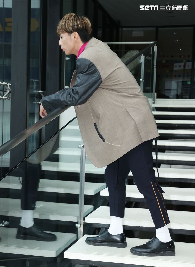 「全明星」廖允杰三立新聞網專訪。（記者邱榮吉/攝影）