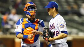 ▲狄格隆（Jacob deGrom）完投9局飆出15次三振。（圖／翻攝自大都會推特）