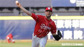 ▲味全龍先發投手鋼龍。（圖／記者劉彥池攝影）