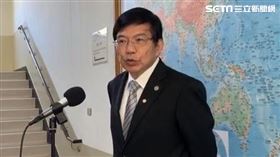 交通部次長王國材回應，過去的確管轄範圍有缺漏，如今已經及時修正。（圖／記者陳宜加攝影）