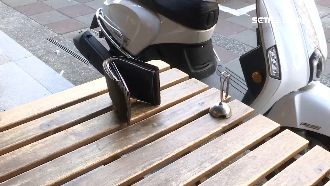 離失主僅2公尺　竊賊5秒內快手偷包