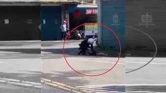 壓制影片曝光　女團長遭大外割重摔