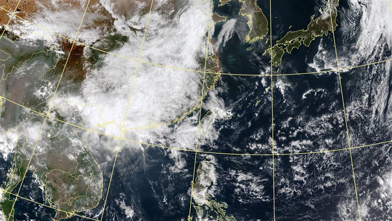 滯留鋒面接近　周四快速變天雨區曝光