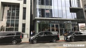 香港巨星周潤發跟老婆現身名廚江振誠經營的高級餐廳「RAW」。（圖／記者蔡世偉攝影）