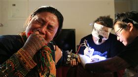 《阿查依蘭的呼喚》紀錄排灣族女頭目廖莉華。（圖／牽猴子提供）