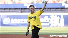 ▲「假日飛刀手」陳義信。（圖／記者劉彥池攝影）