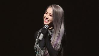 蔡依林合體「周天王」摸胸肌直接約了