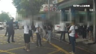 15黑衣人送行圍地檢　驚動快打部隊