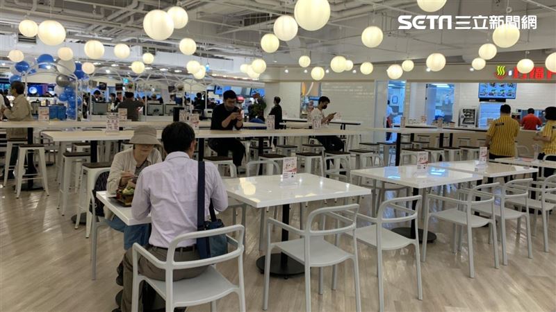 IKEA攜大潤發開幕　讚像百貨公司