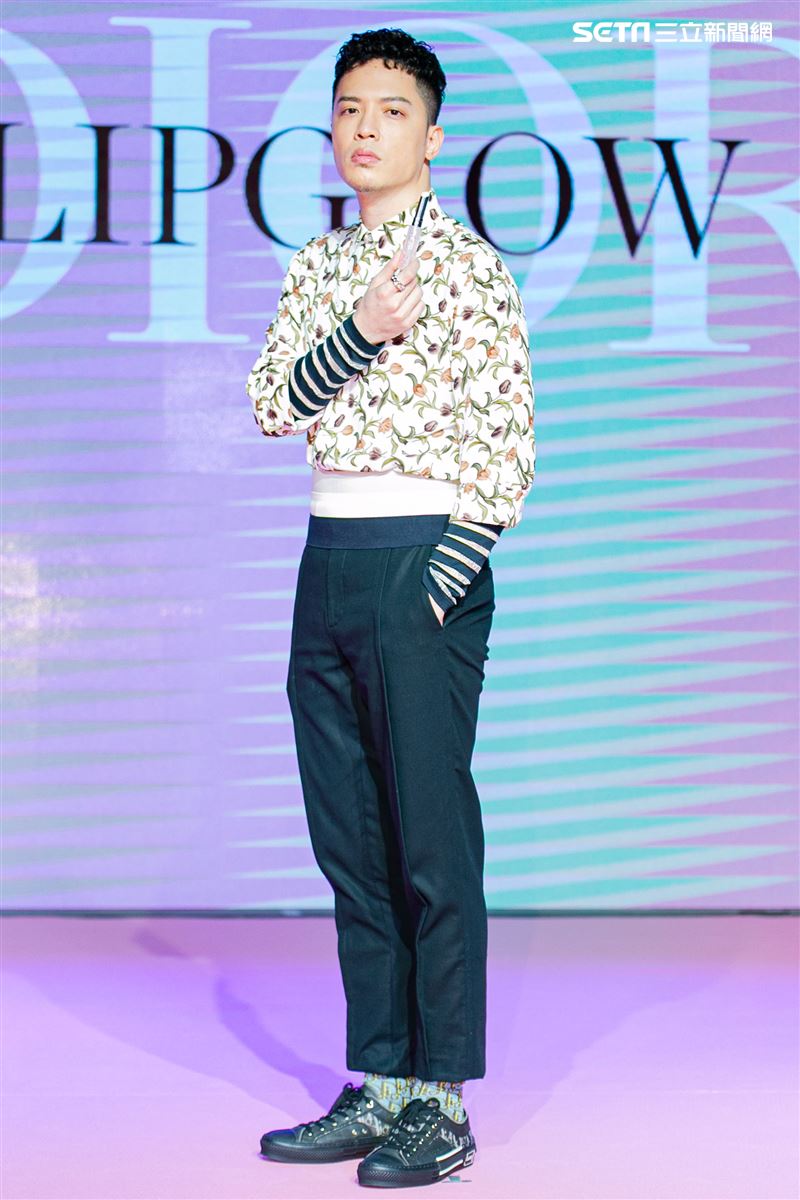 曾之喬、陳庭妮、吳卓源、J.Sheon出席2021全新《迪奧癮誘粉漾潤唇膏》媒體預覽會。（圖／記者楊澍攝影）