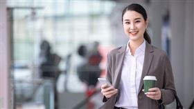 台灣之星推勞動節限定優惠　月租費下殺22折