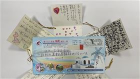 學生手寫信送暖　感謝消防員馳援太魯閣號事故台鐵太魯閣號事故釀重大死傷，花蓮縣消防局投入大量救災人力搶救，期間消防局不斷收到全國各地、各年齡學生親手寫下的感謝卡，最小年齡層是彰化縣某幼兒園小朋友；還有台中市及新北市等國中小、高中學生的感謝信。（花蓮縣消防局提供）中央社記者張祈傳真  110年4月29日