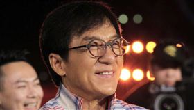 成龍與李小龍都是以功夫片享譽全球。（圖／翻攝自成龍微博）