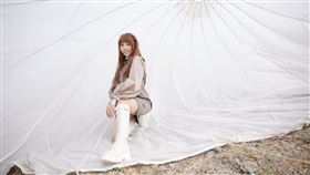 艾薇 環球唱片提供