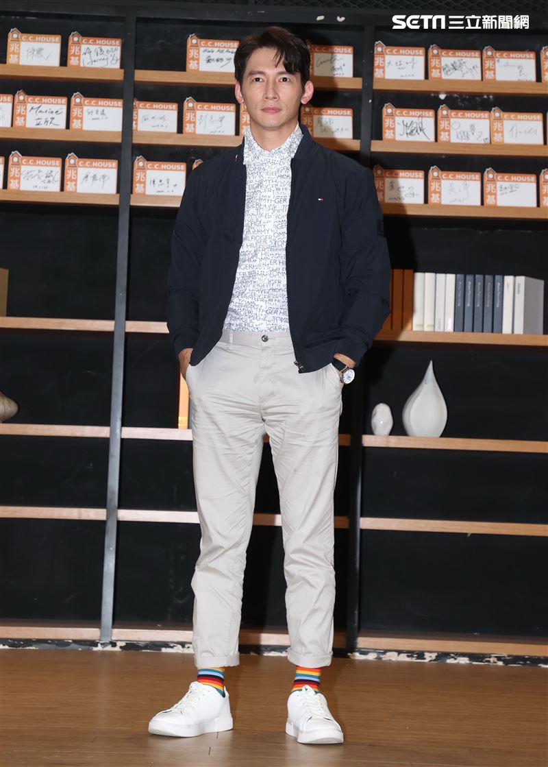 溫昇豪聯訪。（記者邱榮吉/攝影）