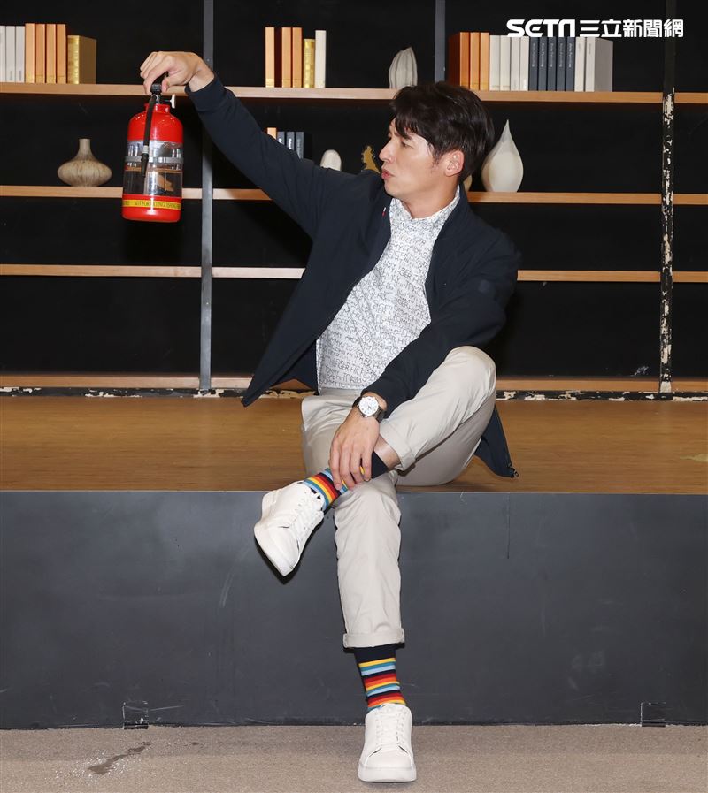 溫昇豪聯訪。（記者邱榮吉/攝影）