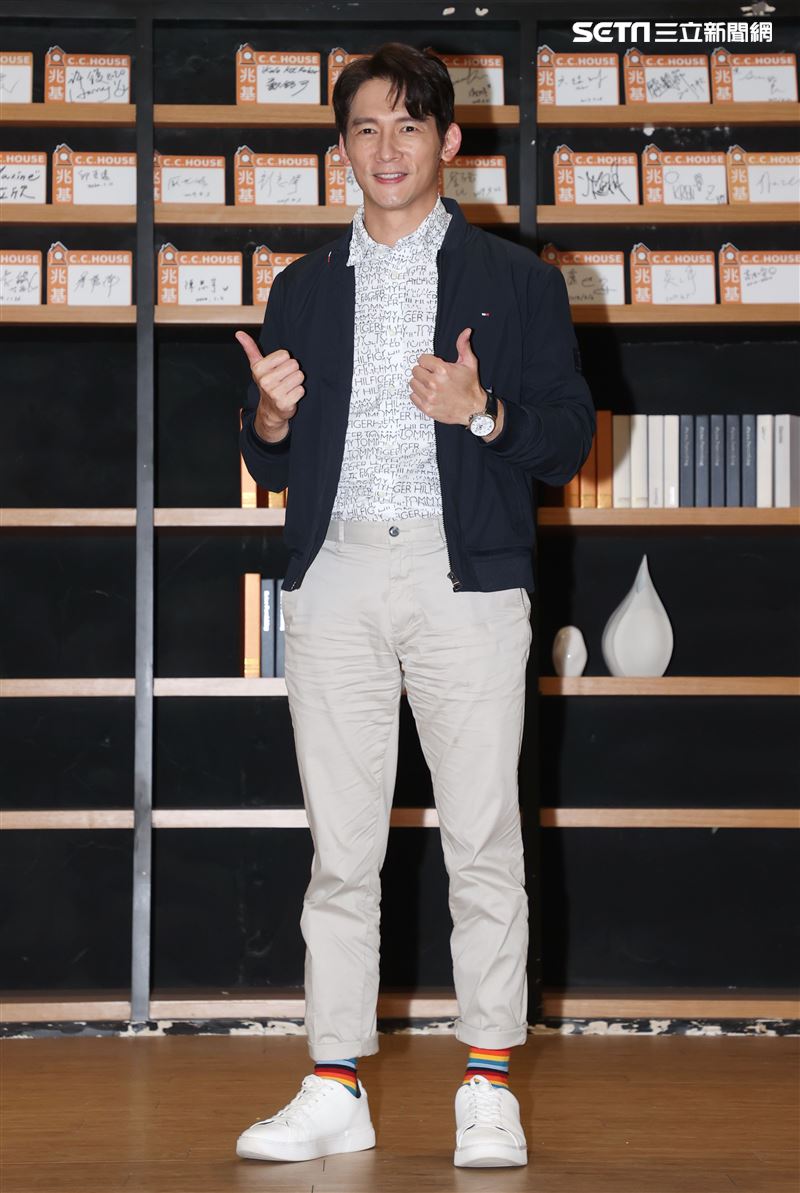 溫昇豪聯訪。（記者邱榮吉/攝影）