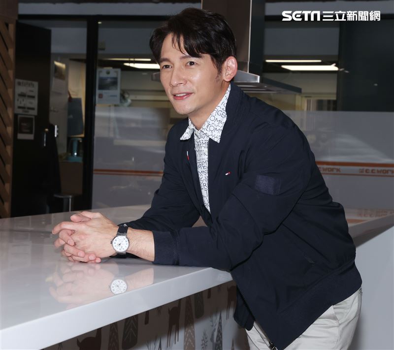 溫昇豪聯訪。（記者邱榮吉/攝影）