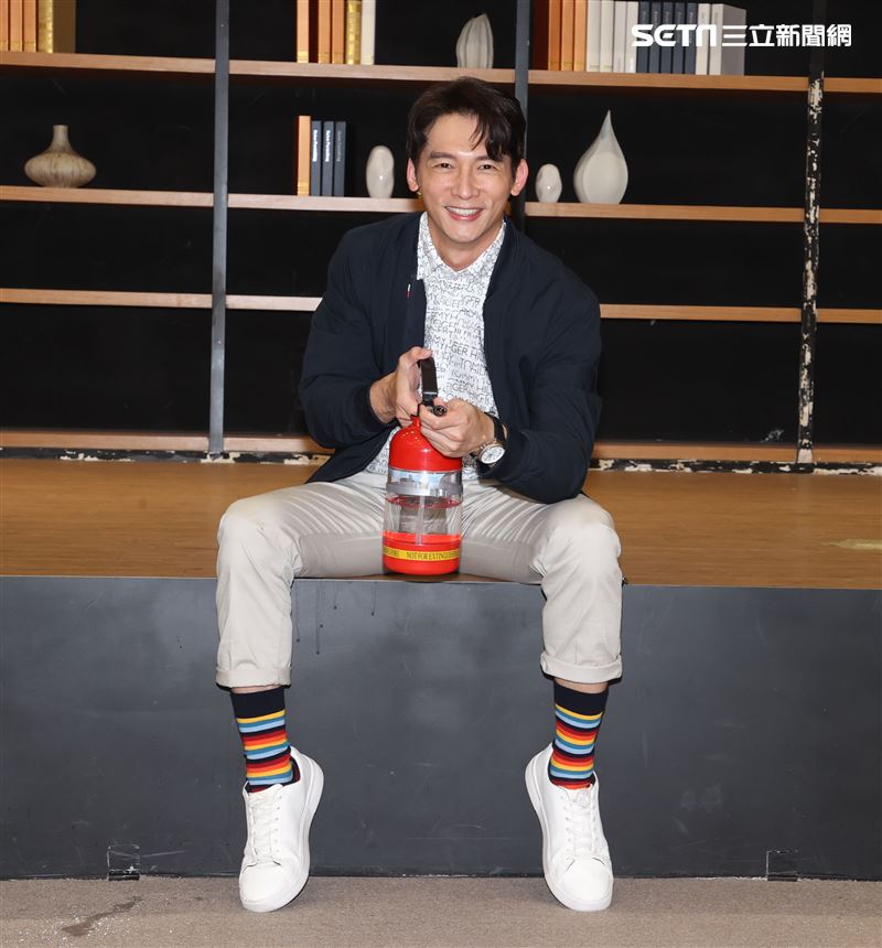 溫昇豪聯訪。（記者邱榮吉/攝影）