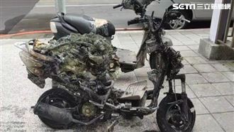 永和2機車擦撞火燒車！乘客左腳骨折