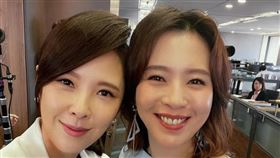 藝人（左）天心、（右）劉品言同框拍戲。（圖／劉品言臉書）