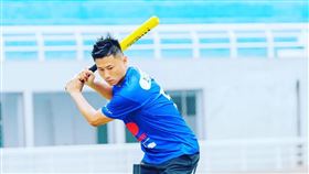 小刀（圖／翻攝自小刀臉書）