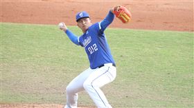 劉劭威正式加入富邦悍將。（圖／富邦悍將提供）