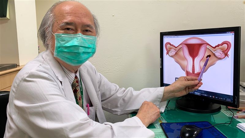 63歲婦腹痛嘔吐　竟是罕見「疝氣」