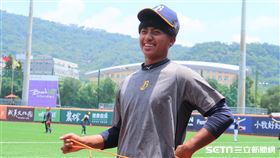 中信兄弟新秀投手余謙。（圖／記者王怡翔攝影）