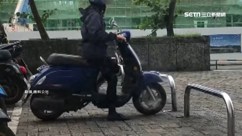 機車卡車擋出不去　女用神招輕鬆脫困