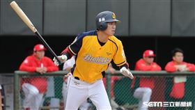 ▲中信兄弟三壘手王威晨。（圖／記者劉彥池攝影）