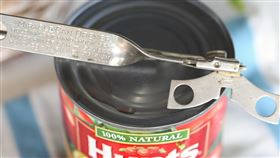 開罐器
https://www.flickr.com/photos/librariesrock/24570263575/in/photolist-Drc2m4-6SbKrD-2j9LoWJ-2hFMv4w-2aw1Xx2-2jiMhvC-2khpaCX-a3ja2P-8C8jQm-a3n2J9-hBXnBK-9Jmkj-hBXwSj-7kd9p-cwXveh-dQvkxB-atpPoy-7zWz6