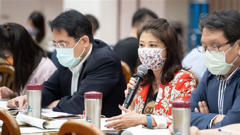汰舊車主權益遭犧牲　林楚茵表遺憾