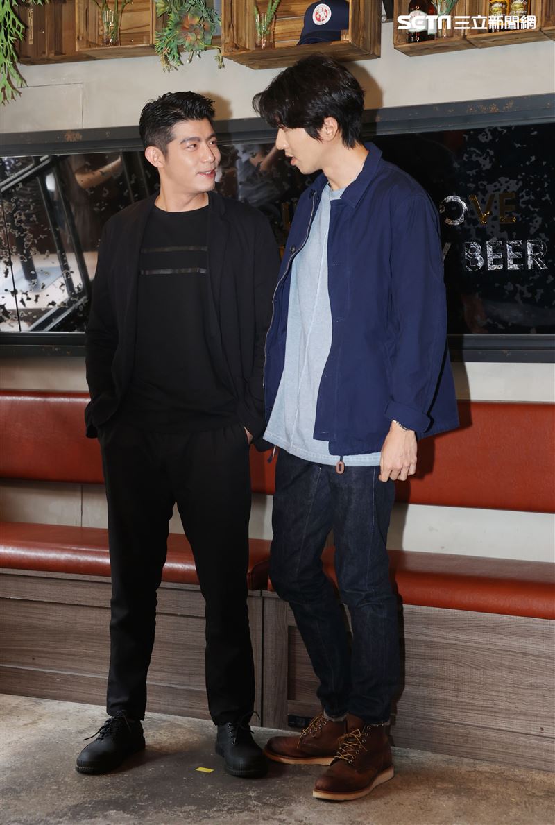 王柏傑、傅孟柏出席台灣首部美食結合警匪動作的影集「美食無間」卡司發佈會。（記者邱榮吉/攝影）