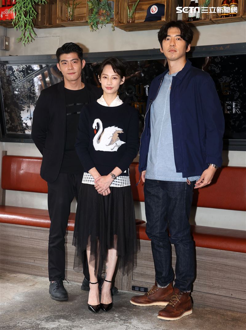 王柏傑、簡嫚書、傅孟柏、奚岳隆出席台灣首部美食結合警匪動作的影集「美食無間」卡司發佈會。（記者邱榮吉/攝影）