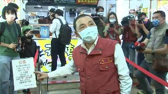 視察確診足跡　侯友宜籲中央擴大採檢