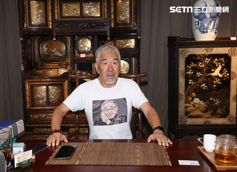 痛苦歌王孫情舉辦「孫情藝藏珍寶」展覽會。（記者邱榮吉/攝影）