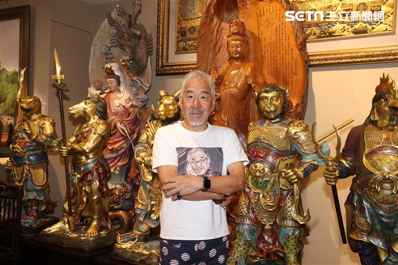 痛苦歌王孫情舉辦「孫情藝藏珍寶」展覽會。（記者邱榮吉/攝影）