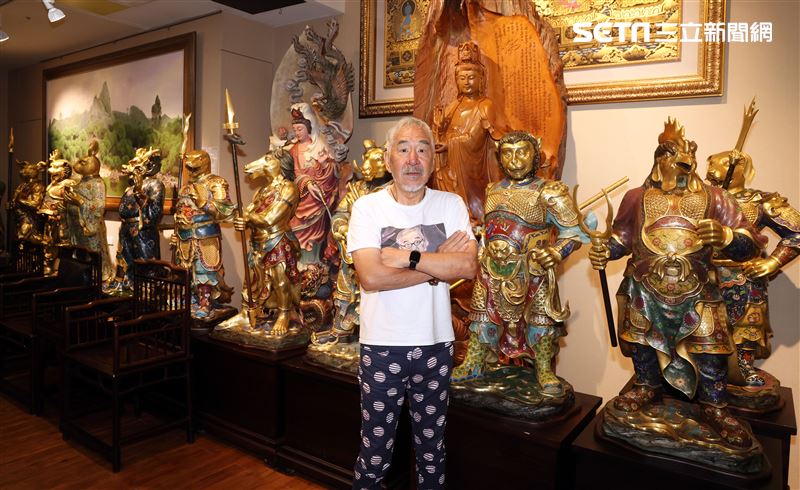痛苦歌王孫情舉辦「孫情藝藏珍寶」展覽會。（記者邱榮吉/攝影）