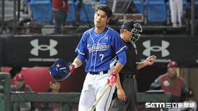 ▲富邦悍將外野手陳真單場吞3K。（圖／記者劉彥池攝影）
