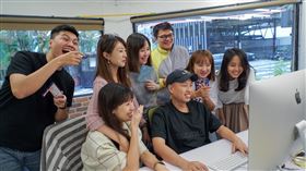 電商再徵才尋找「職業開發師」，薪資待遇自己喊。（圖／業者提供）