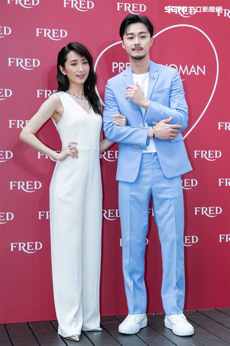 柯佳嬿、施柏宇出席FRED斐登PRETTY WOMAN珠寶展示會。（圖／記者楊澍攝影）