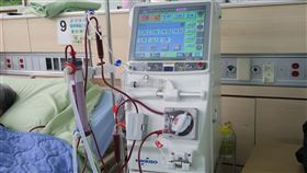 醫師提醒，糖尿病患者千萬不要聽信偏方及自行停藥，恐帶來加速洗腎的嚴重後果。（圖／彰化醫院提供）