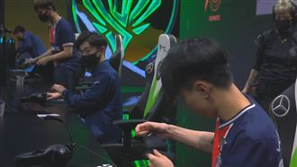 《英雄聯盟》季中賽 PSG苦吞首敗