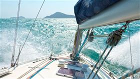 遊艇
https://www.flickr.com/photos/linvoyage/25050642774/in/photolist-EaD6m3-RHYEqA-AtJJy2-2eNcuAc-MFmKMb-2h5R3Jr-2g69eUM-RmRV4o-2csSKZM-2dHrx1X-28sUTXZ-Ehzhi7-Sqa2E4-FuuhF1-2gcqDpJ-2crS6ZK-AcZ3wm-2dHrx