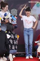 「當男人戀愛時」白小櫻現場秀舞技。（記者邱榮吉/攝影）