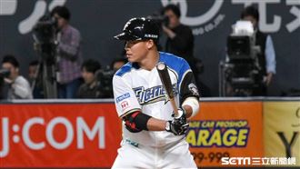 王柏融札幌掃雙安 旅日3年終於百安