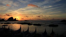 秘境,蘭嶼,日出,拼板舟,飛魚。(圖/詹婷惠攝影)