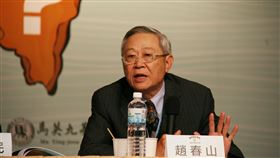 趙春山：總統大選後　中共將力推兩制協商學者趙春山認為，2020年總統大選過後，中共將著重推動對台民主協商，同時研擬「兩制」台灣方案。中央社記者繆宗翰攝　108年10月5日